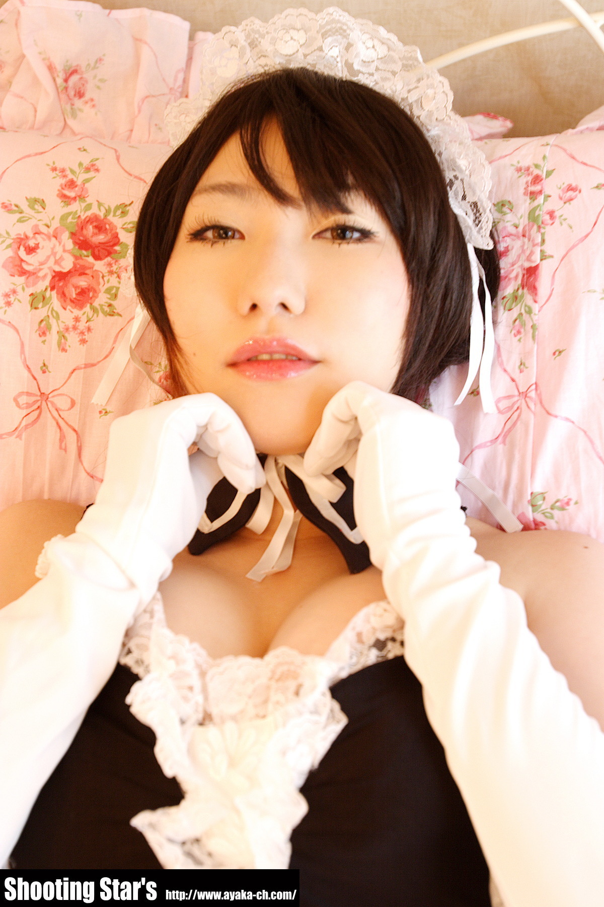 [Cosplay]  Sexy Maid with big boobs 2